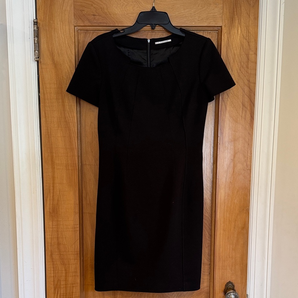 T Tahari Classic Black Short Sleeve Sheath Dress